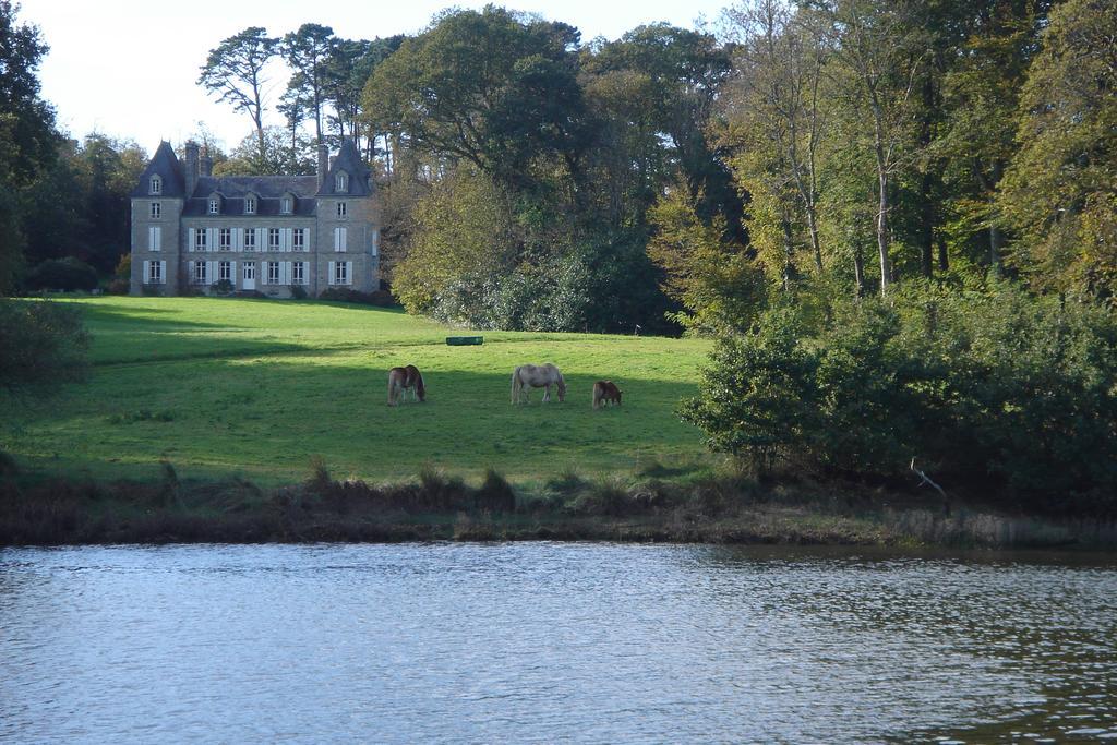 Chateau De Penfrat Gouesnach Exterior photo